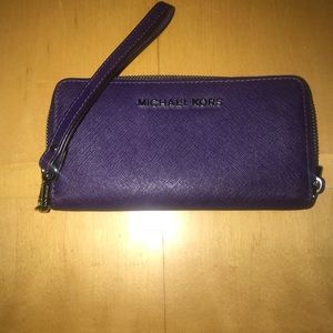 Michael Kors Purple Jet Set Traveler Wristlet
